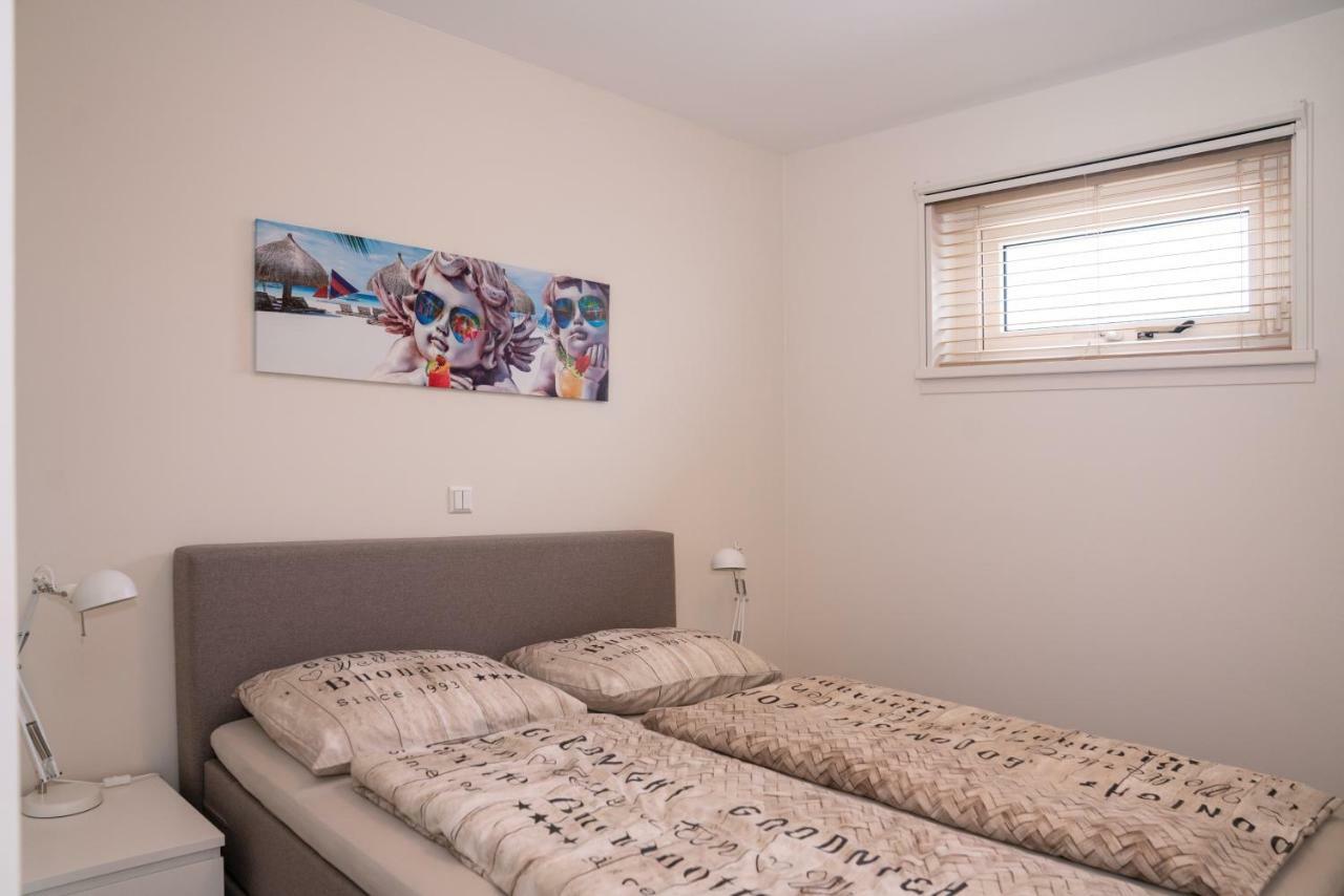 Santvort Luxury Apartment With Private Parking Zandvoort Esterno foto